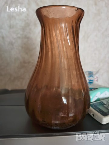 Стъклена ваза , снимка 1 - Вази - 43545360
