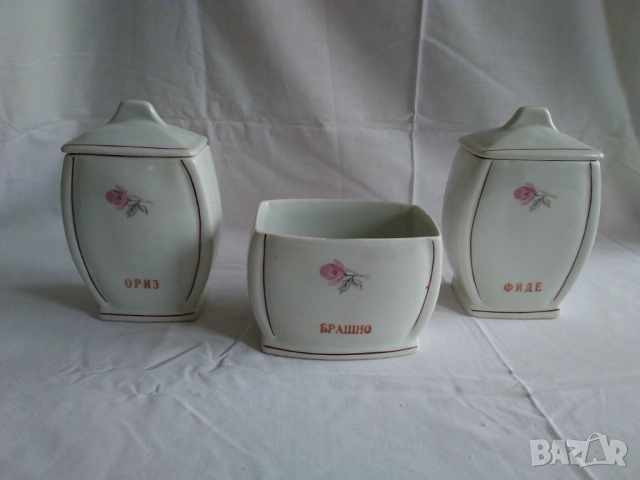 Продавам сервиз за подправки