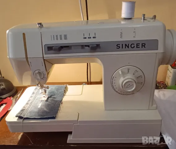 шевна машина SINGER 2504С, снимка 1