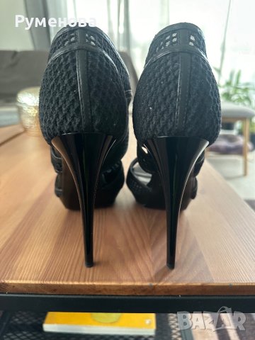 Burberry, снимка 3 - Дамски обувки на ток - 44112482