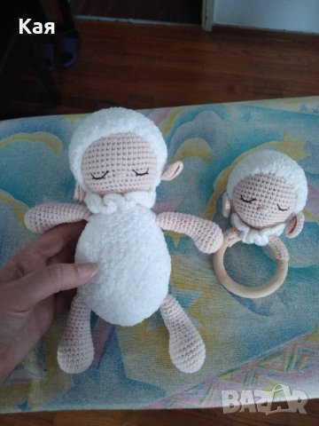 Нов- плетени бебешки играчки- комплект Агънце , снимка 4 - Дрънкалки и чесалки - 44046097