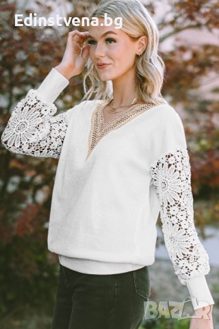 Дамска блуза в бяло с ефектно деколте и бродирани ръкави, снимка 6 - Блузи с дълъг ръкав и пуловери - 43118094