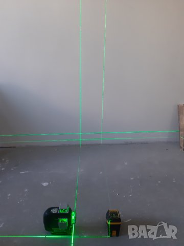 Лазерен нивелир зелени лъчи Stanley Fatmax , снимка 1 - Други инструменти - 38570001