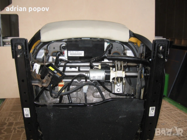 кожен  бял салон MAZDA 6 2016 г, снимка 5 - Части - 53492491