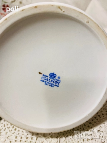 порцеланова ваза, снимка 7 - Вази - 52668557