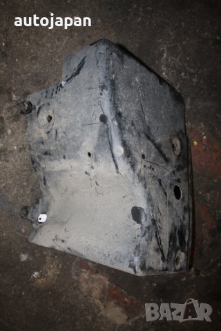 Преден десен подкалник кора под мотор Опел астра х 1.3цдти 90кс комби 07г Opel astra h 1.3cdti 90hp , снимка 2 - Части - 43472757
