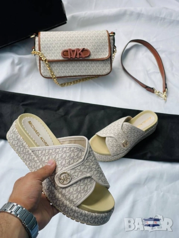 чехли michael kors, снимка 2 - Чехли - 51455581