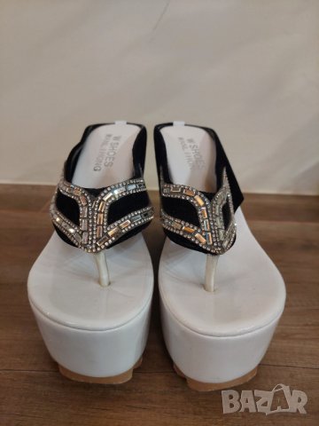 Дамски чехли от черен набук и бял лак с камъчета W Shoes, снимка 5 - Чехли - 39394281