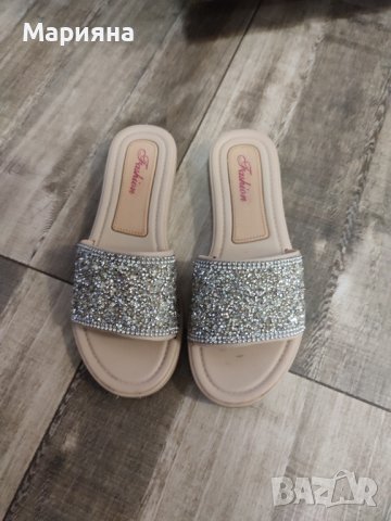 Дамски чехли