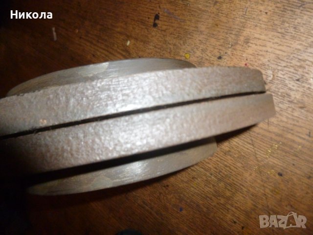 Предни дискове за Дайхатсу Трериос 1,3 83 к.с 2000 год, снимка 2 - Части - 43272491