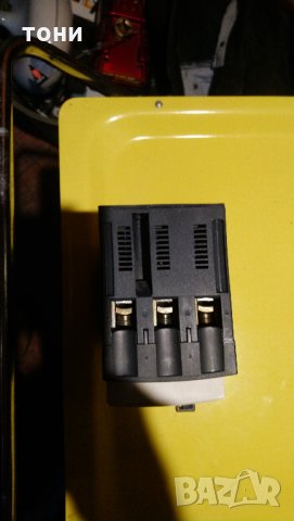 автоматичен прекъсвач Мьолер трифазен, снимка 4 - Други машини и части - 32366653