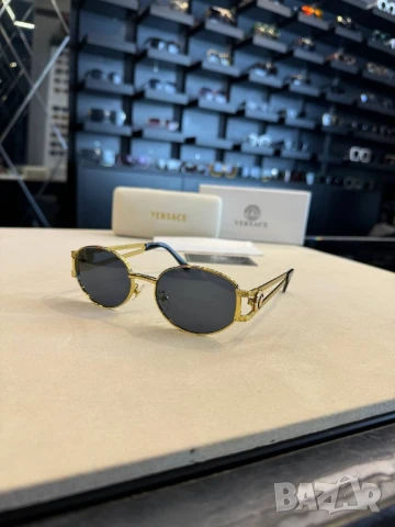 очила с калъф off white miu miu versace , снимка 7 - Слънчеви и диоптрични очила - 50580370