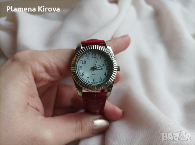 Дамски ръчен часовник (с батерия), снимка 6 - Дамски - 43867109