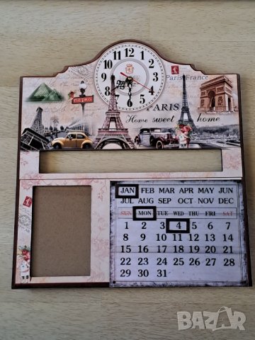 Стенен календар с часовник и снимка