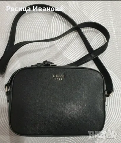 Дамска чанта през рамо Guees 