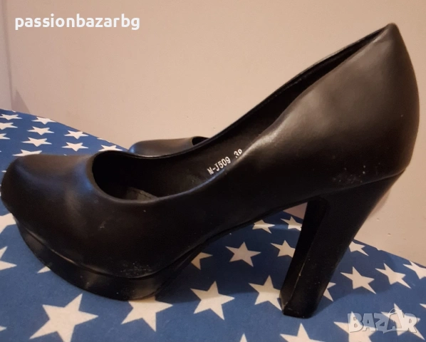 Обувки на ток, снимка 2 - Дамски обувки на ток - 53454771