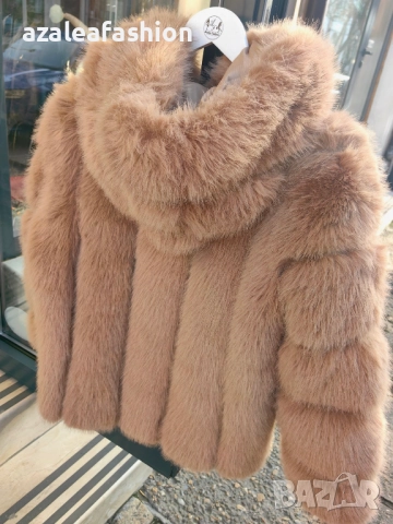 Дамско палто с качулка, снимка 2 - Палта, манта - 52733633