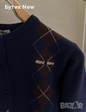 Жилетка Миу Миу , снимка 2 - Жилетки - 52498019