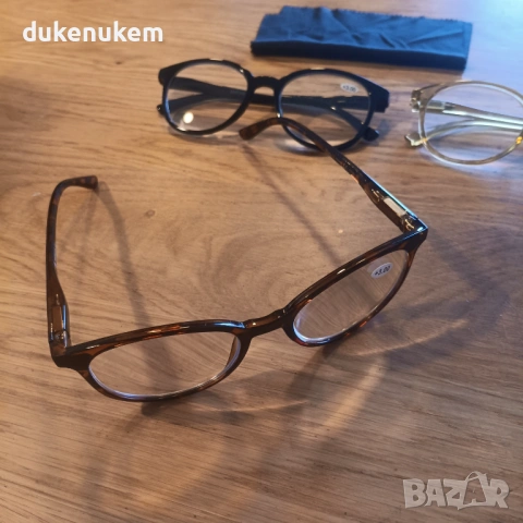 Комплект 3 броя очила за четене, +3.00, кръгли рамки, пружинни панти, снимка 9 - Слънчеви и диоптрични очила - 53071013