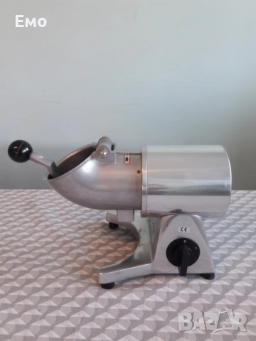 Професионална трошачка за лед - CASADIO