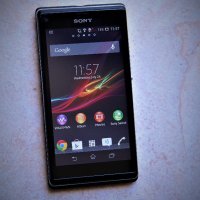 Телефон Sony Xperia L C2105