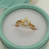 18 К златно покритие позлатен пръстен от медицинска стомана с бели кристали, снимка 5 - Пръстени - 43706934