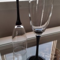 Комплект от 2 чаши за  Champagne Black Stem Luminarc- Vintage, снимка 4 - Антикварни и старинни предмети - 32316387