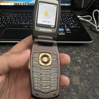 Телефон Samsung с капаче , снимка 3 - Samsung - 43096566