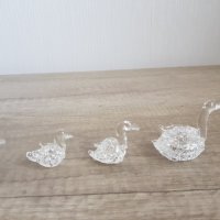 Малки стъклени лебеди, снимка 1 - Антикварни и старинни предмети - 43370744
