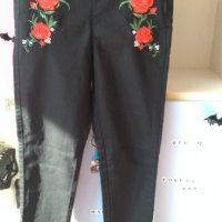 Черен панталон с бродерия H&M висока талия, снимка 1 - Дънки - 34881169