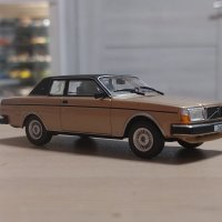 Volvo 262C Bertone 1977 - мащаб 1:43 на Atlas моделът е нов в кутия, снимка 6 - Колекции - 43620936