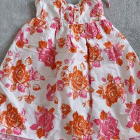 Разкошна детска рокличка размер 4-6 години, снимка 1 - Детски рокли и поли - 37959183