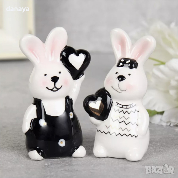 4617 Великденска декорация керамично зайче в черно и бяло, снимка 1