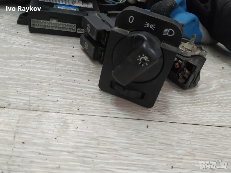 Ключ светлини Opel Corsa B 1.2 , 90481764 , снимка 1