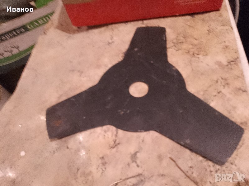 Нож за храсторез продавам, снимка 1