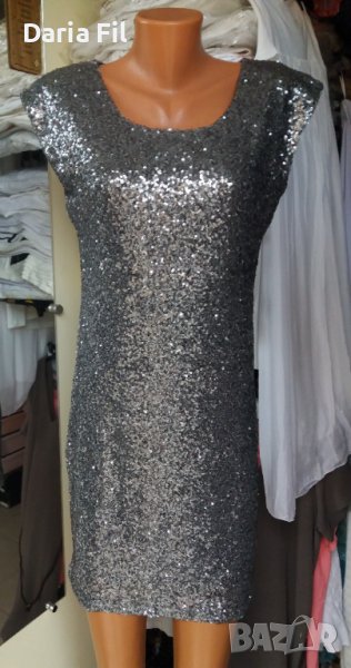 СТРАХОТНА къса рокля без закопчаване - цялата в сиво-зелени пайети, снимка 1