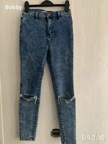 Дънки с кръпки Reserved 10-12 год., снимка 1