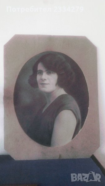 Фотокартина,образ в картонена рамка 1918г. ., снимка 1