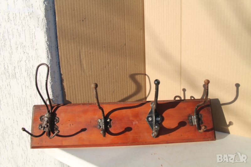Стара дървена  закачалка , снимка 1