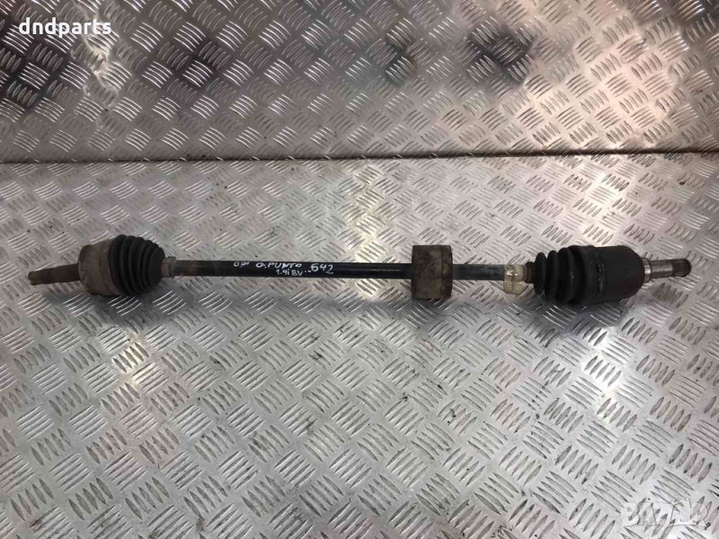 Предна дясна полуоска Fiat Grande Punto 1.4i-8v 2007г., снимка 1