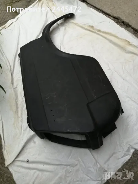 Заден десен калник оригинален ВАЗ 2104 комби, снимка 1