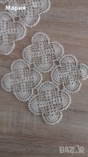 Лот от карета на една кука 2 бр, снимка 1