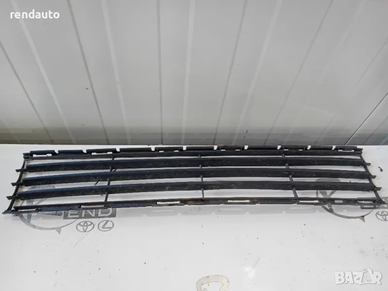 Решетка предна броня Toyota IQ, снимка 1