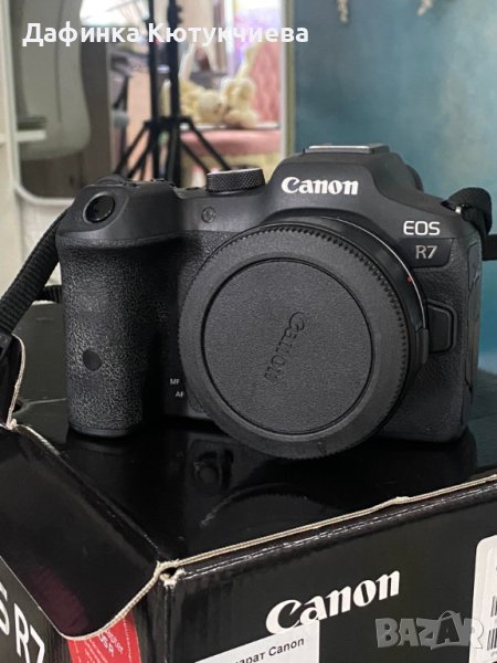 Фотоапарат Canon eos r7, снимка 1