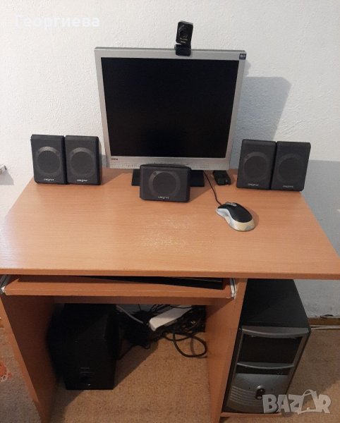 Продавам настолен компютър с колони камера мишка клавиатура, снимка 1
