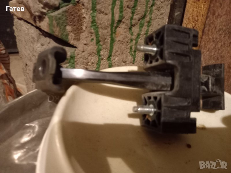 ограничител врата Опел Зафира Б, снимка 1