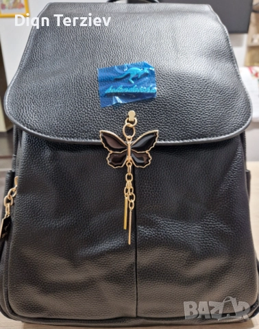 Продавам дамски раници, снимка 2 - Чанти - 52549185