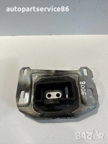 Ляв Монтаж на Скоростна Кутия за Peugeot 3008 1.2T 65000км  (2022)  9813699680, снимка 2 - Части - 53591275