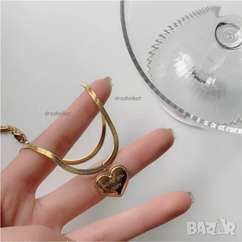 Нови Златисти Дамски колиета със сърчице с надпис, снимка 4 - Колиета, медальони, синджири - 32723865