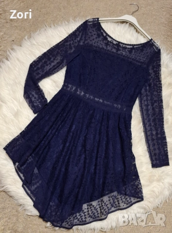 КРАСИВА тъмносиня рокля